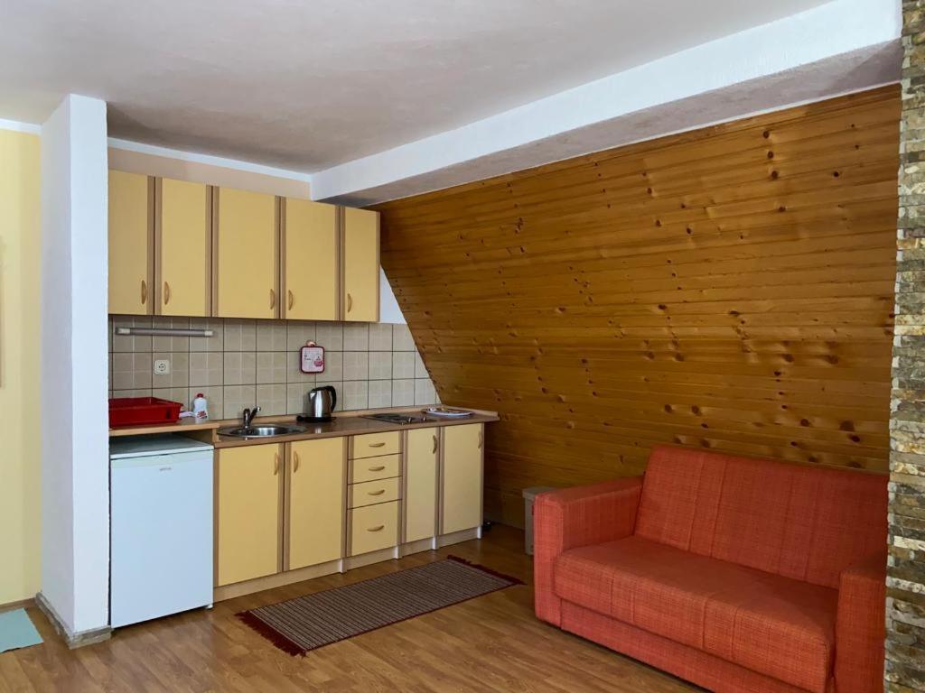 Apartmani Marija ヤホリナ エクステリア 写真