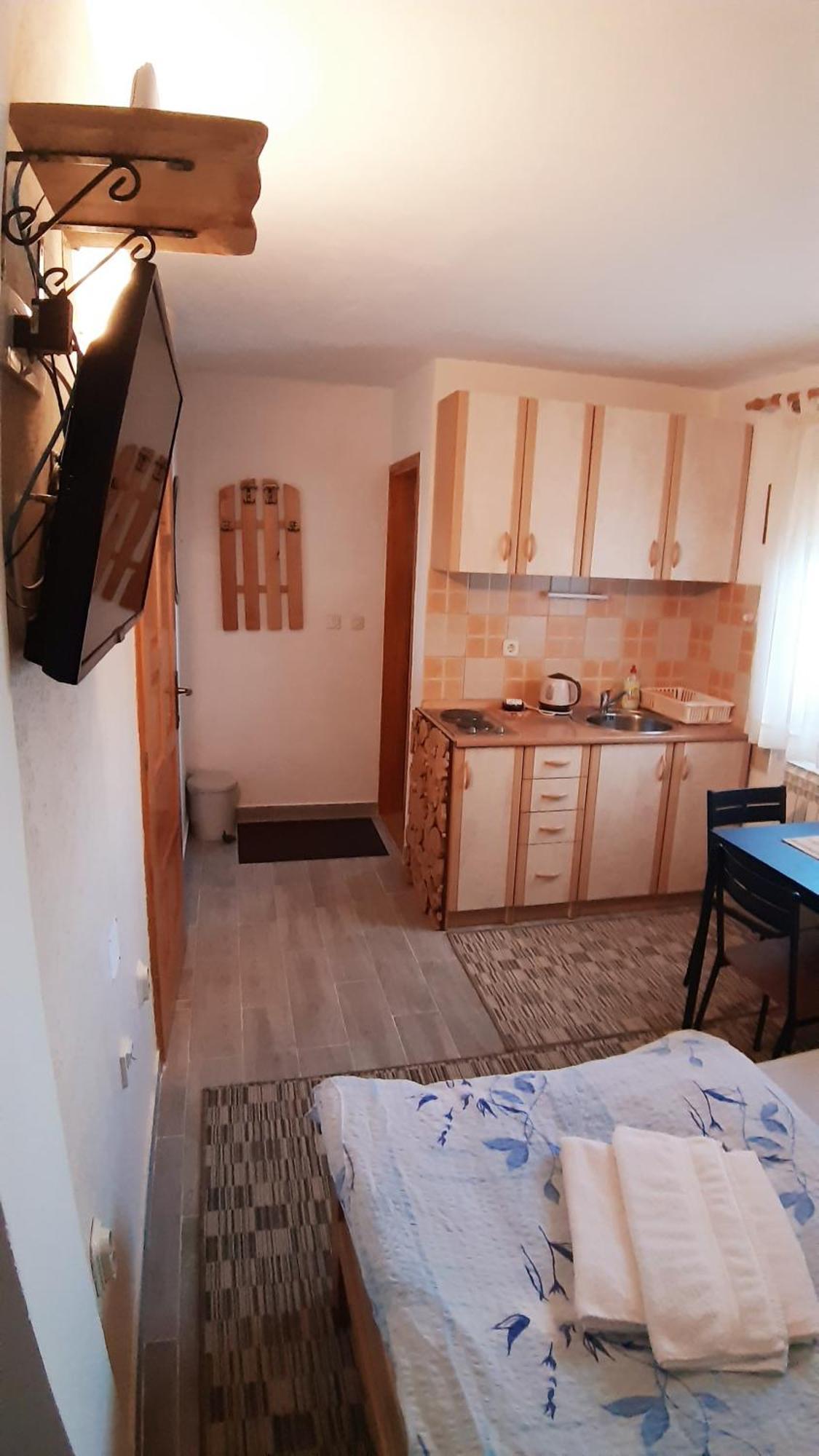 Apartmani Marija ヤホリナ エクステリア 写真