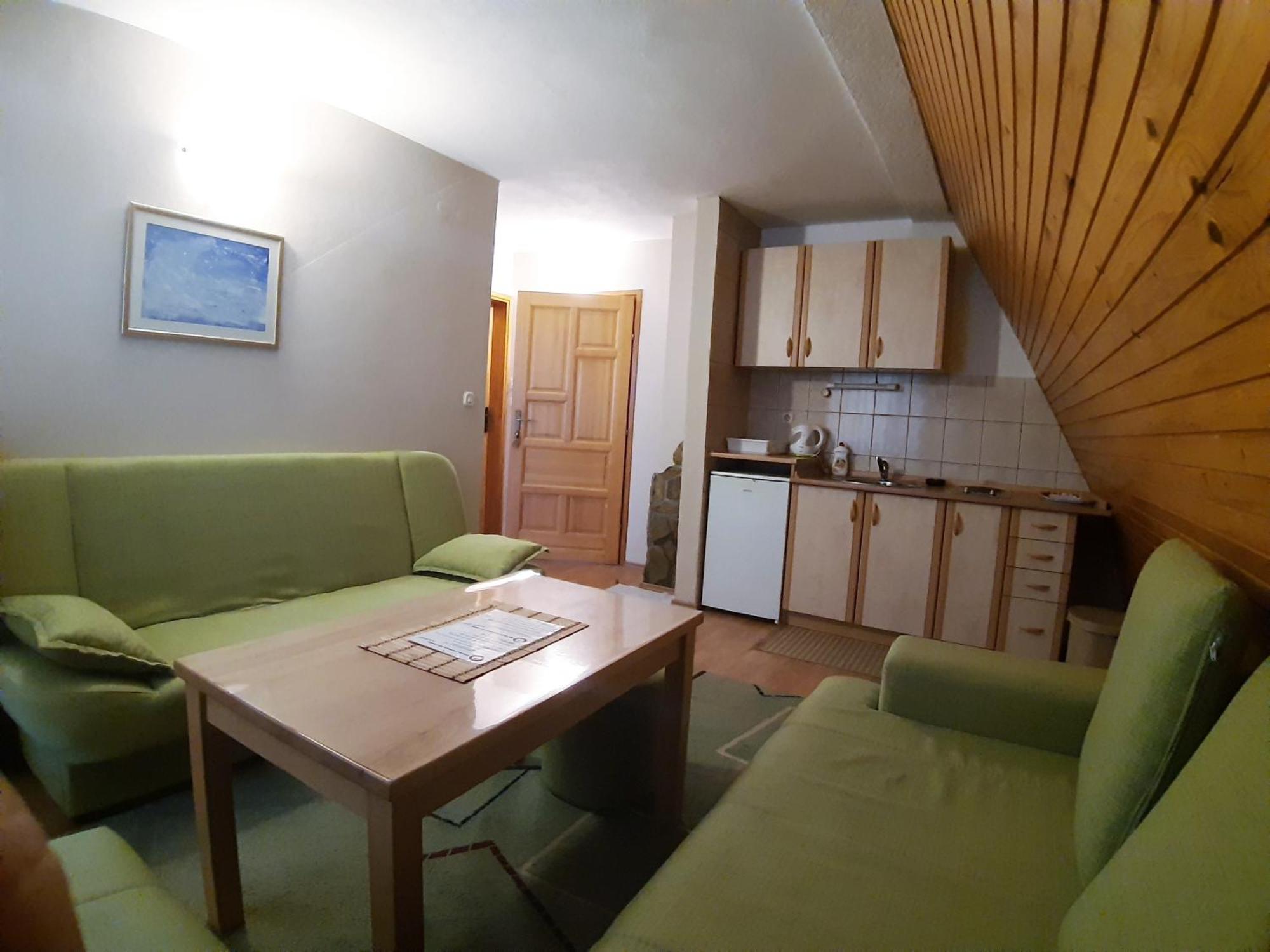 Apartmani Marija ヤホリナ エクステリア 写真